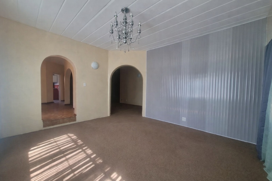 3 Bedroom Property for Sale in Uitsig Free State